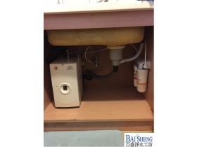 BD-3004NJ 無壓力廚下加熱器不鏽鋼白鐵無鉛龍頭